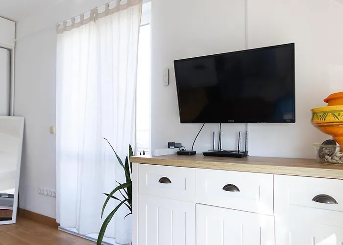 Apartment Inspiration's By Rv *